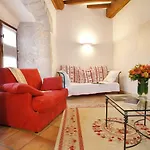 Chateau Cornu فندق 4*