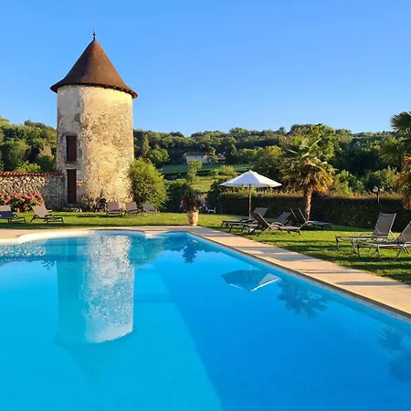 Chateau Cornu Hotel 4*