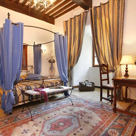 Chateau Cornu Hotel Vignieu