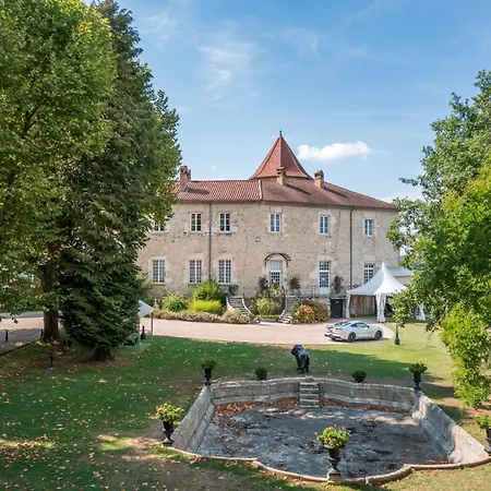 Chateau Cornu Hotell 4*