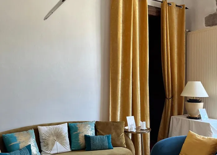 호텔 Chateau Cornu 4*