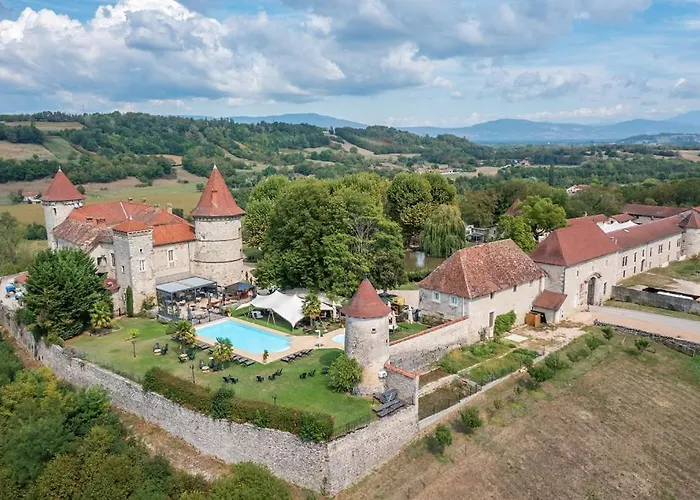 Chateau Cornu 4* Vignieu
