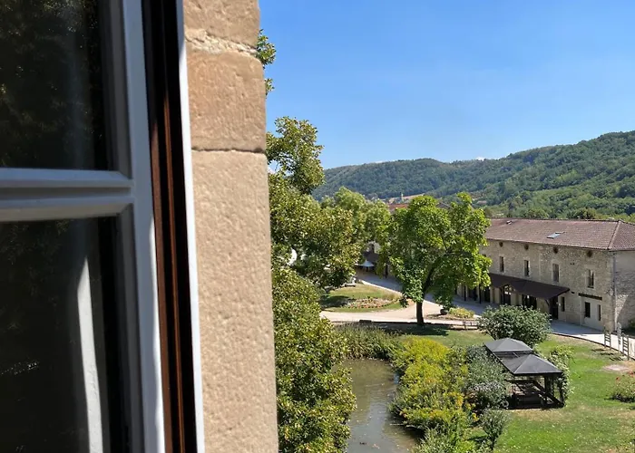 Chateau Cornu 4*