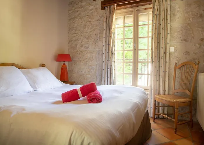 Chateau Cornu 호텔 4*