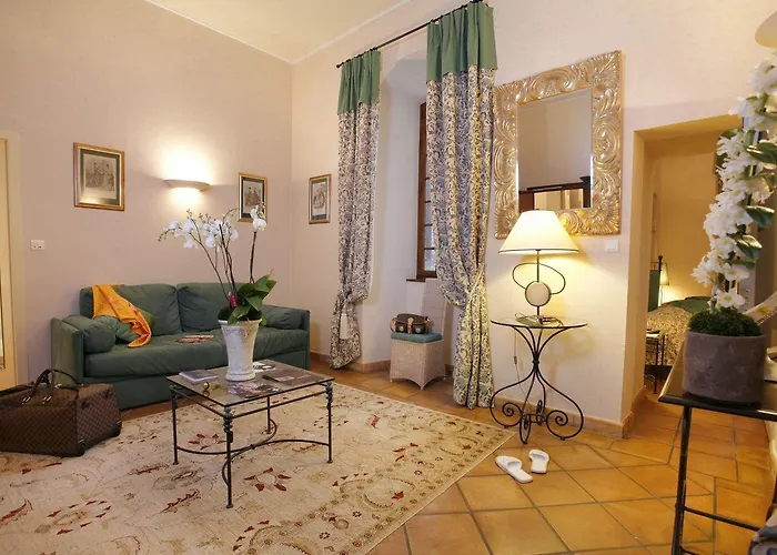 Château Cornu Hotel
